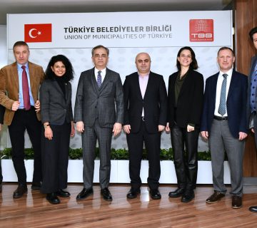 GEDFw1EWkAAiqW8 360x320