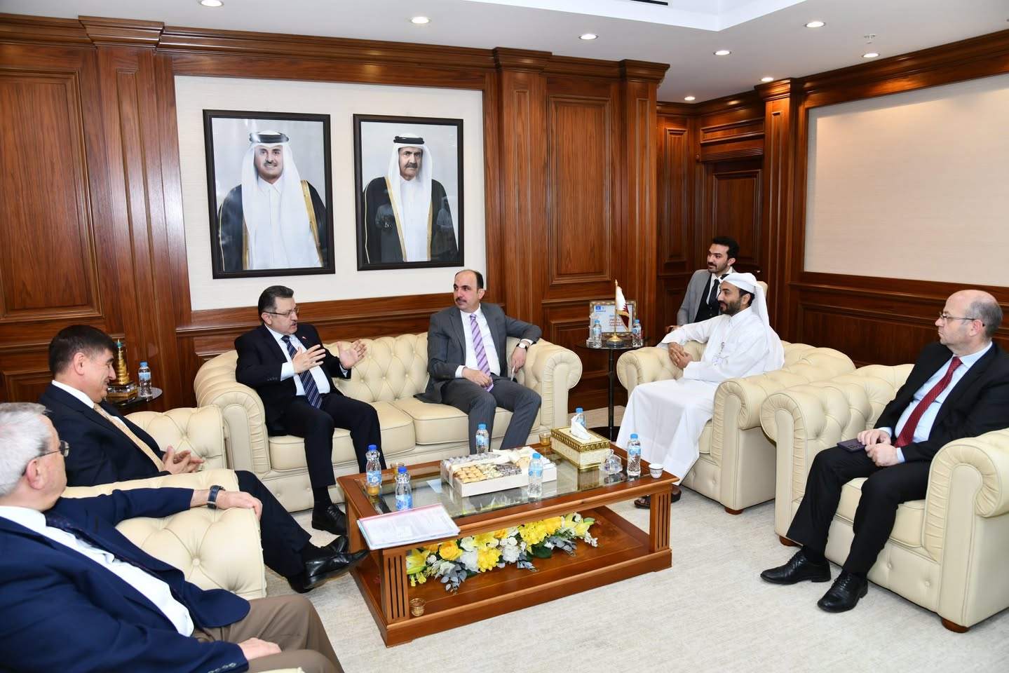 Amir Lütfioğlu أمير لطوف