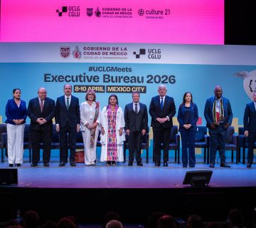 55199052055 1519e5b37f k 360x320